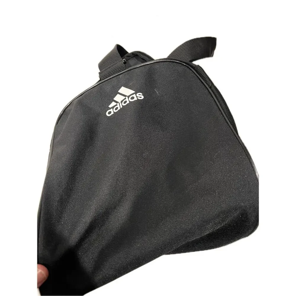 Adidas Defender Small 16